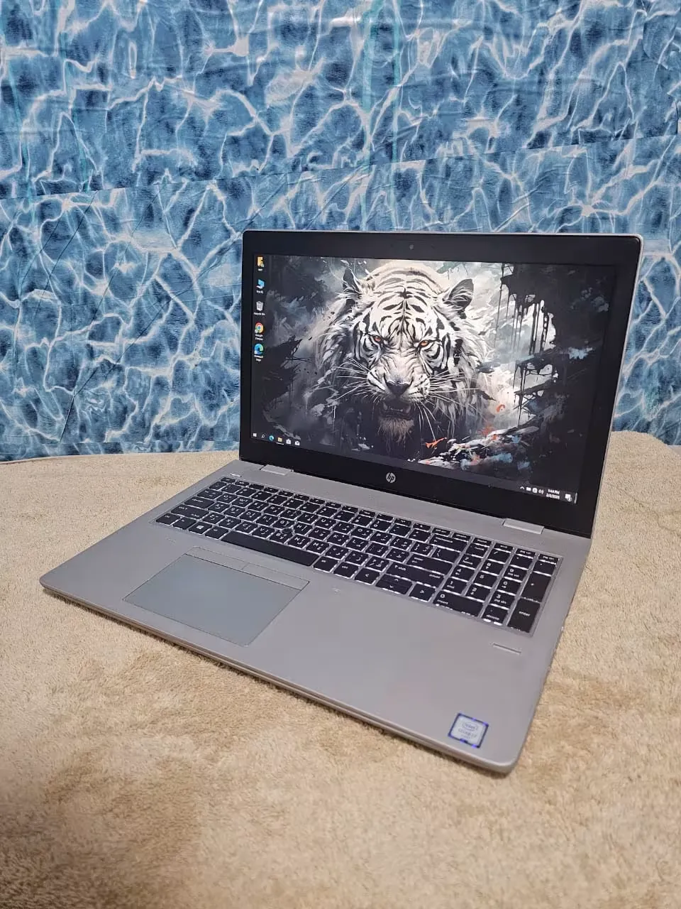 HP Laptop i7